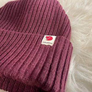 Fjallraven Ribbed Knit Beanie in Deep Burgundy